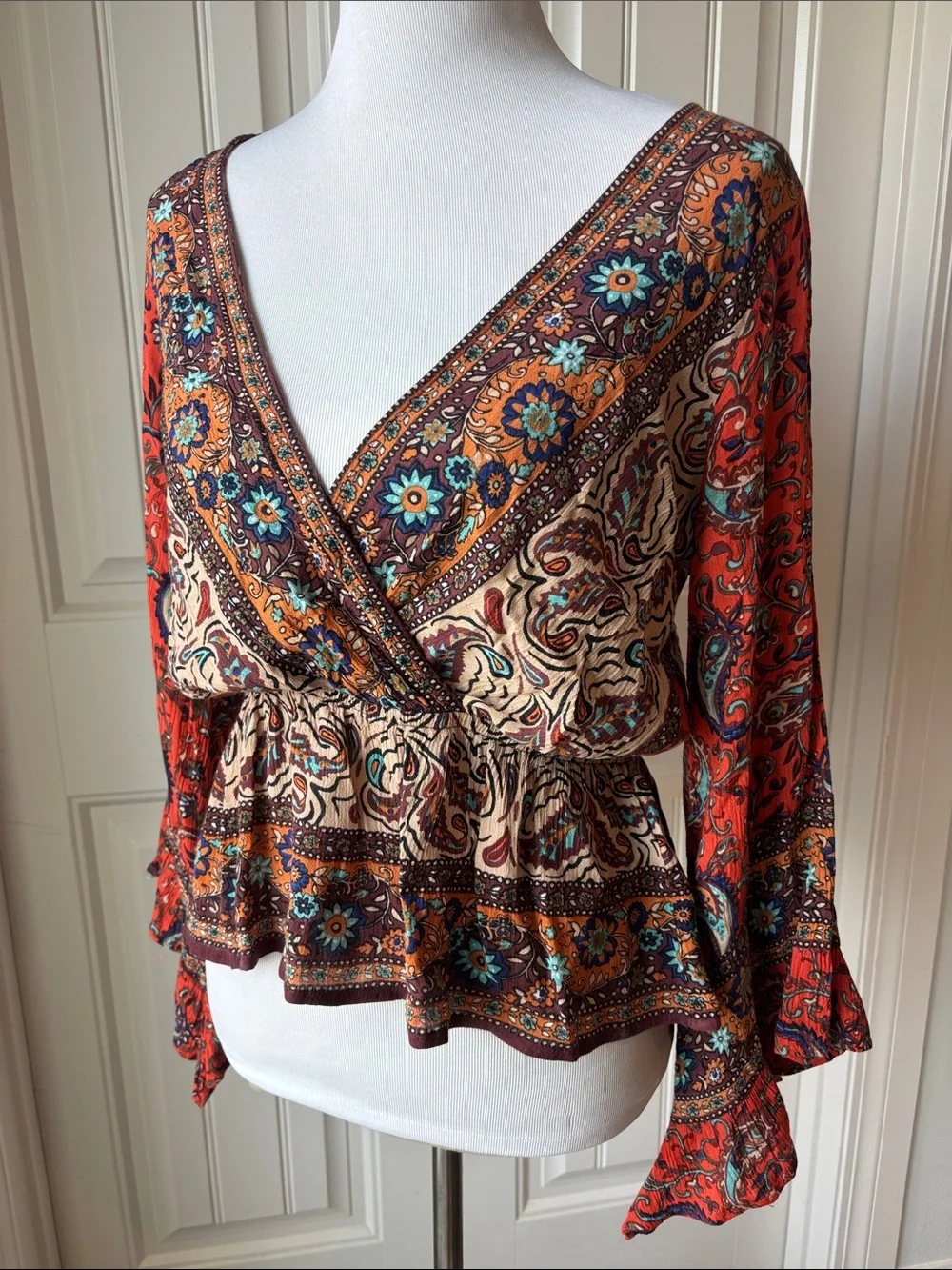 🩷 Free People Multi‑Color Floral Patterned Blouse with Rust & Orange Accents